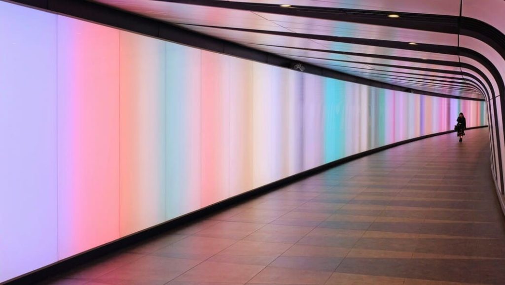 Pasillo_iluminado